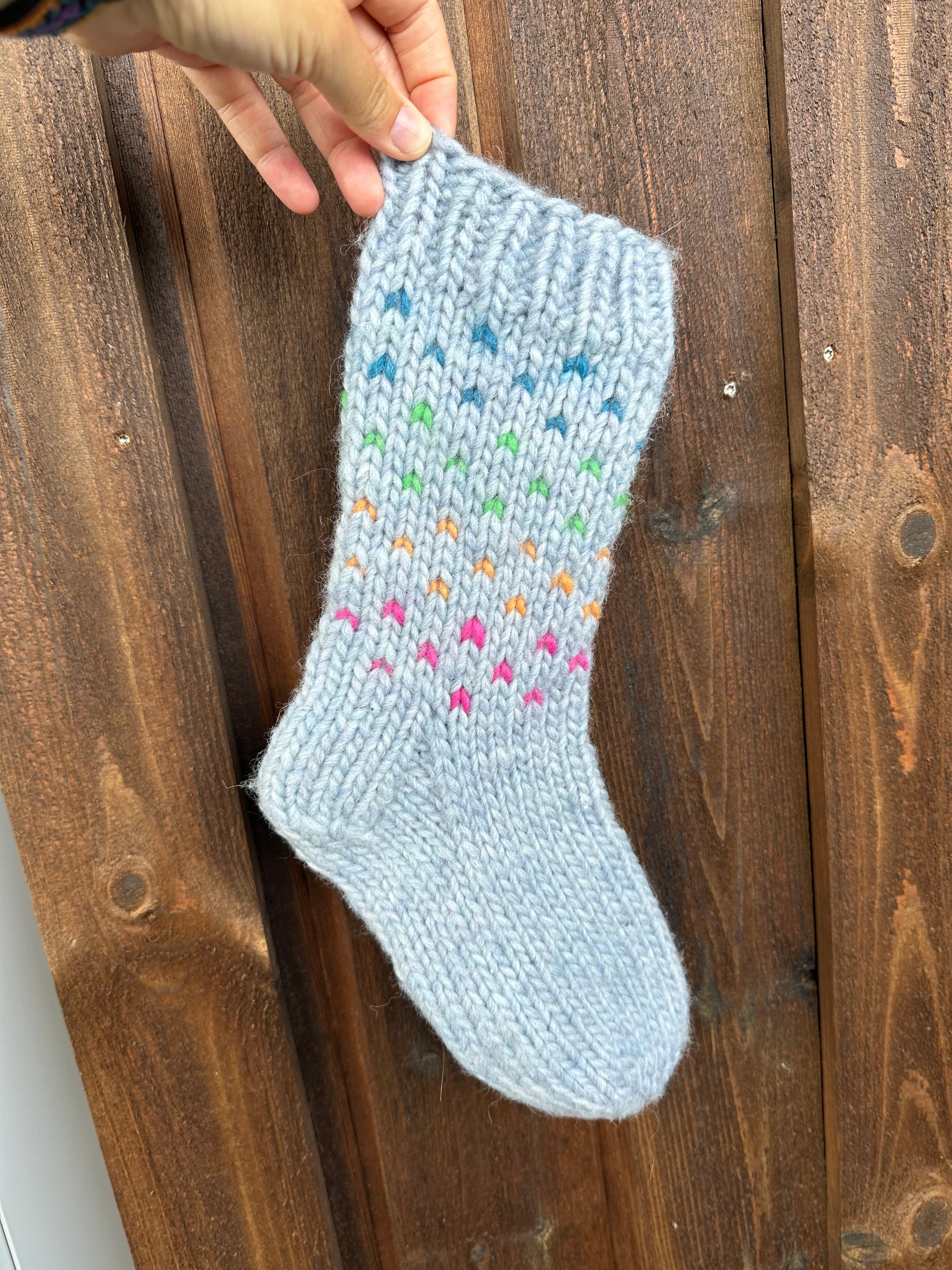 Happy Dots raggsokker - oppskrift