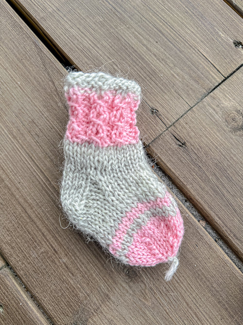 Babysett- ferdig strikket