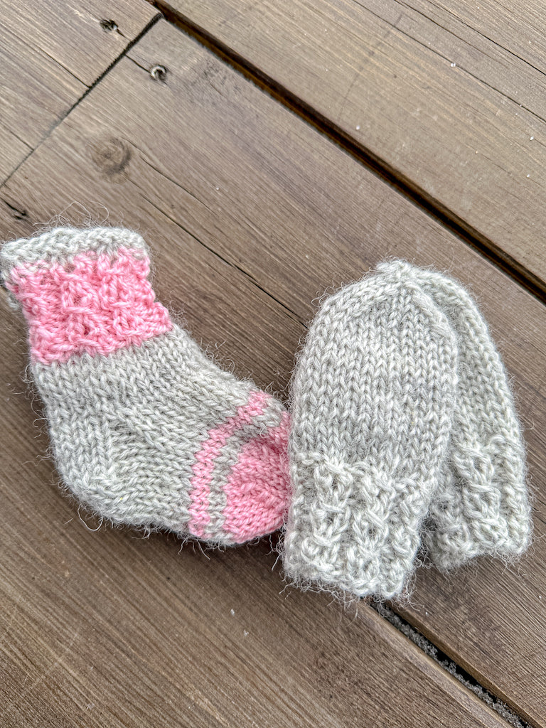 Babysett- ferdig strikket