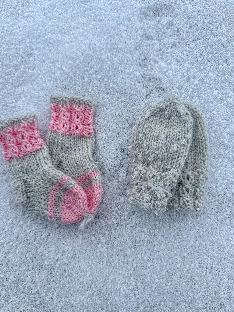 Babysett- ferdig strikket