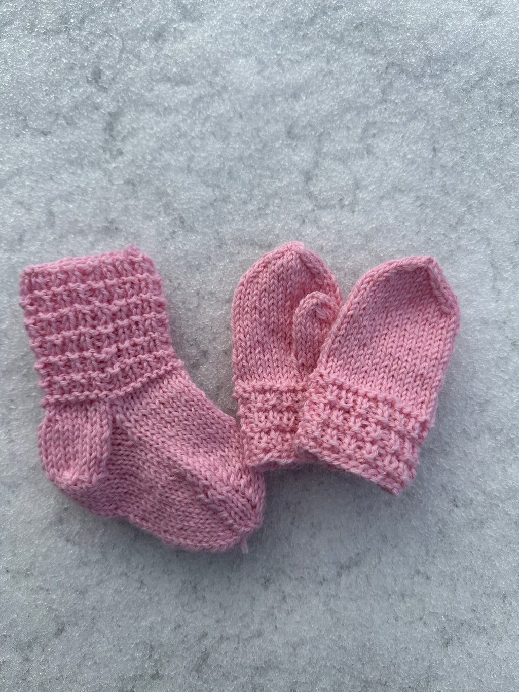 Bestemors babysett- ferdig strikket